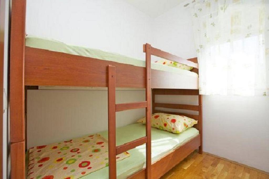 Apartments And Rooms Misic Τρογκίρ Δωμάτιο φωτογραφία