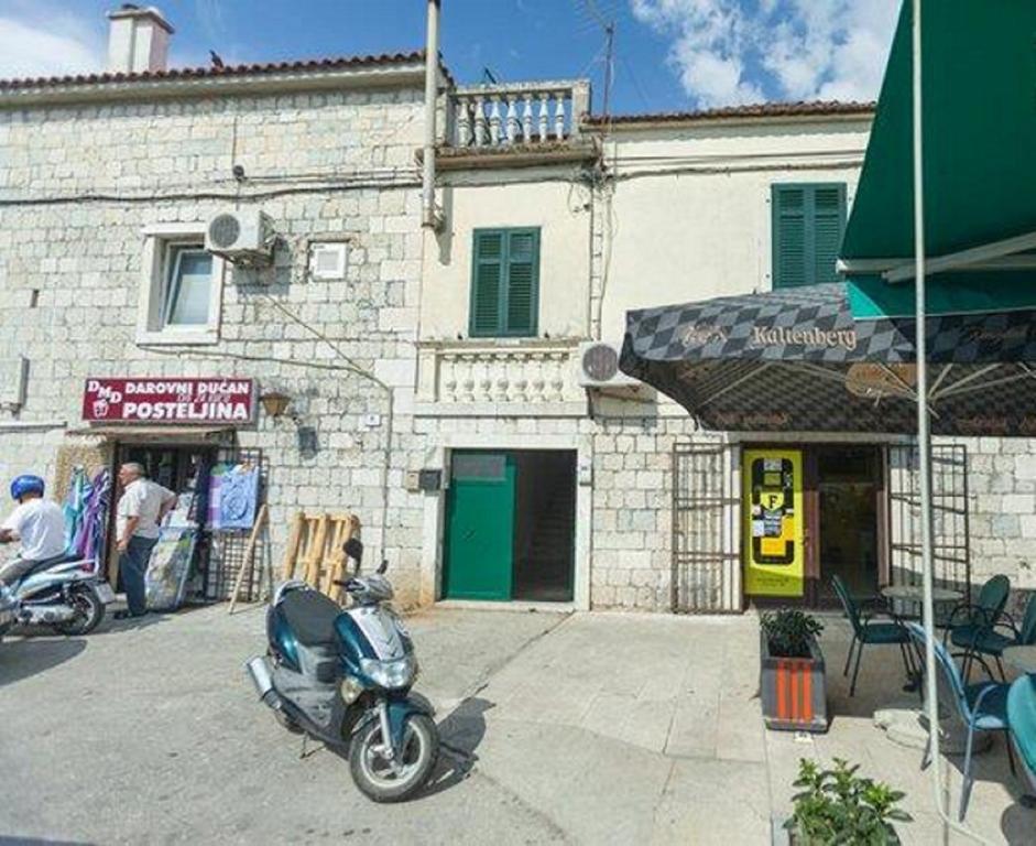 Apartments And Rooms Misic Τρογκίρ Εξωτερικό φωτογραφία