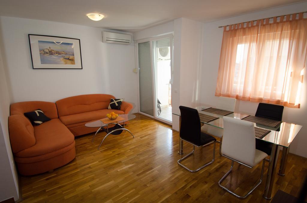 Apartments And Rooms Misic Τρογκίρ Εξωτερικό φωτογραφία