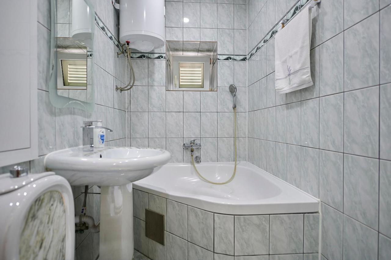 Apartments And Rooms Misic Τρογκίρ Εξωτερικό φωτογραφία
